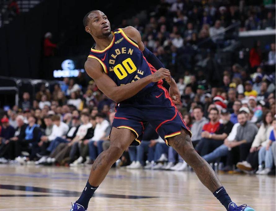 九游游戏旧版本-勇士不断突破！，穆雷连续十场比赛得分超过重返赛场引发球迷热议的简单介绍