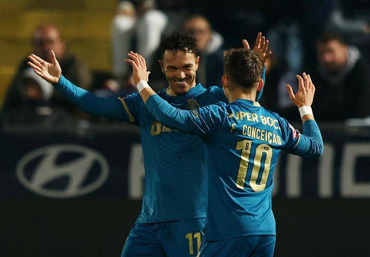 九游游戏旧版本-波尔图今晚完成体检；志在葡超名次提升；媒体盛赞；临场指挥获称赞(葡超联赛波尔图)