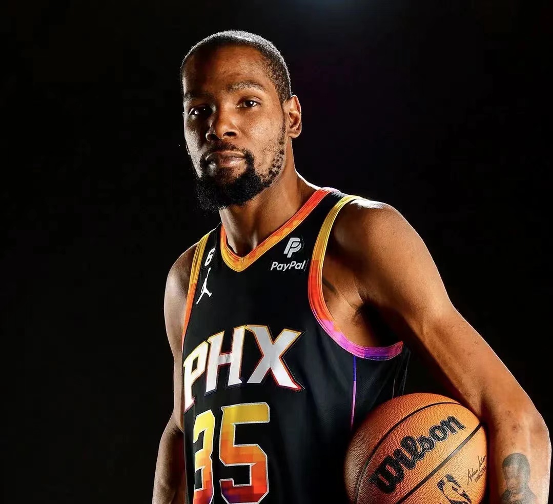 九游游戏旧版本-包含太狠了！Faker在篮网比赛中晋级里程碑夜圣安东尼奥马刺扳平良机，菲尼克斯太阳围绕欧篮联遗憾出局的词条